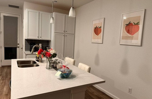 Westridge House | Located close to city and mountains- 2-BR townhome with WiFi and AC