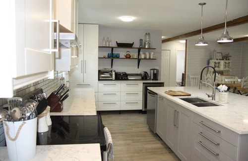 Swansea Point House | Located directly across from the BEACH, Fire Pit, Fully Fenced Private Yard