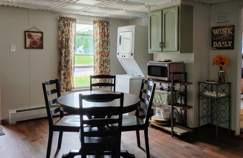 Winthrop House | Located directly in central downtown and beach area, fish or kayak from backyard