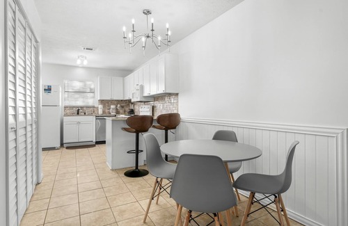 Open Sands House | Located in the Heart of PCB - Blue Paradise