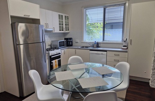 Rivervale House | Located in the Heart of Lathlain are cosy 3 bedrooms 1 bath suburban house