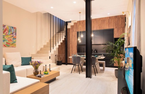 Heraklion House | Located in the Heart of Heraklion, combining Elegance & Modern Luxury.