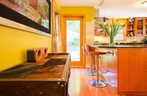 Penngrove House | Located in the middle of Wine Country is this beautifully crafted house.