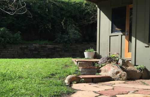 Penngrove House | Located in the middle of Wine Country is this beautifully crafted house.