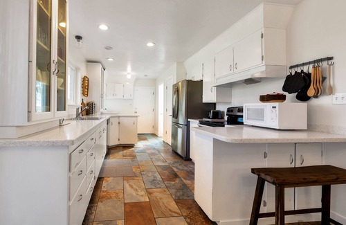 Highland House | Located near the mouth of American Fork Canyon