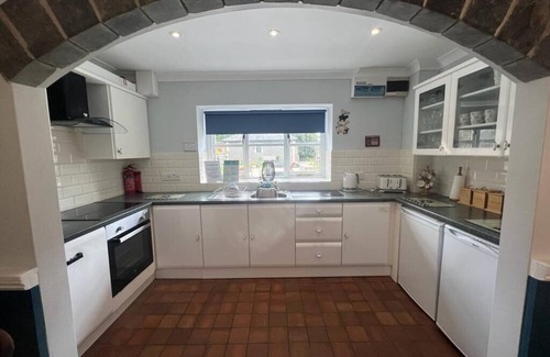 New Quay House | Located near to the fishing harbour and golden beach, this property provides a great family base.