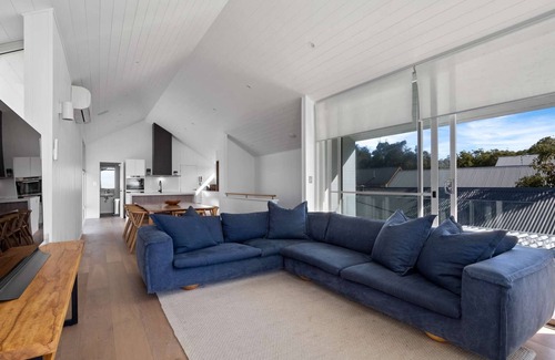 Naturaliste House | Located on Bunker Bay Beach, this luxury house also has Pullman Resort access.