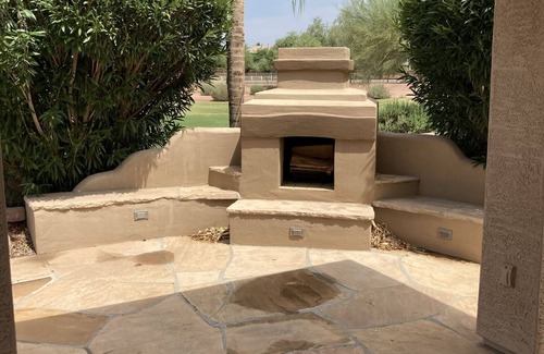 Gilbert House | Located on the 12th Fairway at beautiful Trilogy at Power Ranch