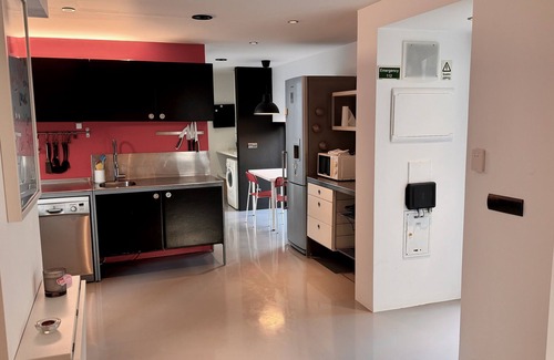 Porto da Cruz House | Located on the Seafront, in Porto da Cruz, Ideal for a Relaxing Holiday 🏄