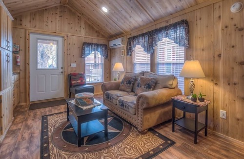 La Veta Cabin | Located right in the heart of beautiful La Veta!