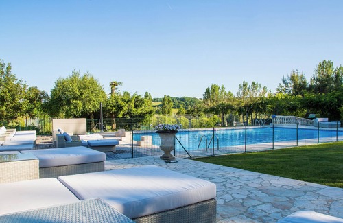 Sarrecave House | Located Sarrecave, Leisure accommodation with swimming pool Lac Saint Georges