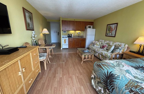Waikiki Apartment | 💎LOCATION💎 5min to 🏄‍♀️🏊‍♀️🐠🦈🌸 free parking 🚙🅿️, fast WIFI💻 🌺F09A06🌺