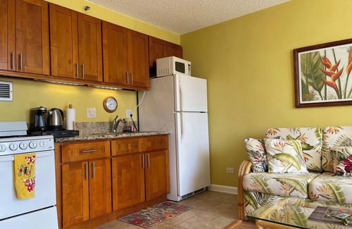 Waikiki Apartment | 💎LOCATION💎 5min to 🏄‍♀️🏊‍♀️🐠🦈🌸 free parking 🚙🅿️, fast WIFI💻 🌺F09A06🌺