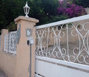 Bastia Apartment | Location Bastia, U Fiumicellu. Vue Mer. Jacuzzi, Barbecue,. Pour 2 personnes