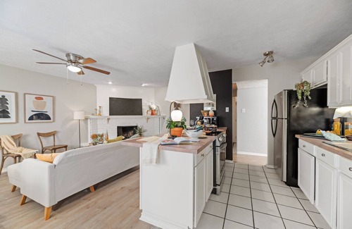 North Richland Hills House | Location! Cozy 3 Bedroom Home