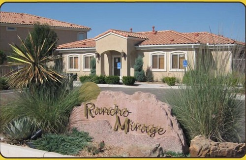 Vista Del Norte Alliance Condo | Location- Centrally Located Condo (Gated) - Sandia Mtn View
