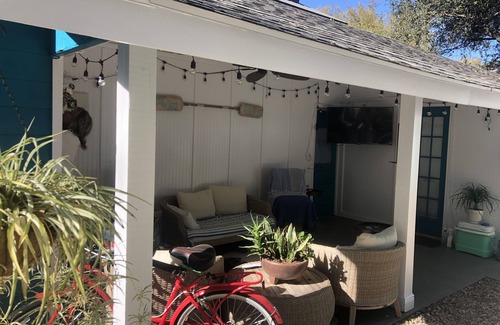 Zilker House | Location! Charming Casita w/private entrance