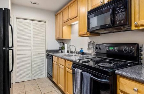 Meadowbrook Apartment | Location Clean Quiet and Comfortable Community