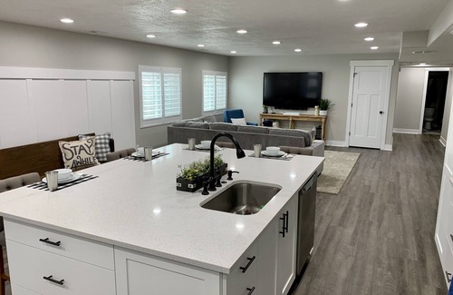 Lehi House | Location, comfort and cleanliness. Whole basement 1600-plus square feet.