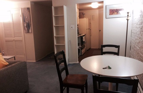 Stanton Park Apartment | Location, Convenience and Charm by Capitol Hill FREE Parking Included