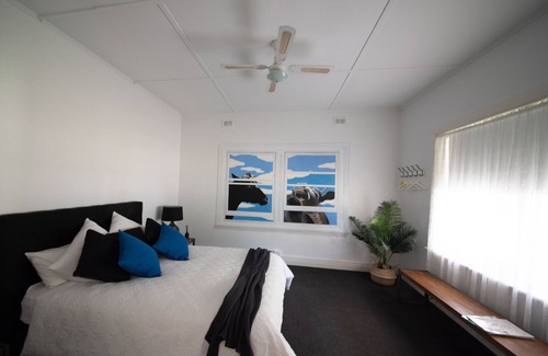 Keith Bed & Breakfast | Location, Functional and Convenient