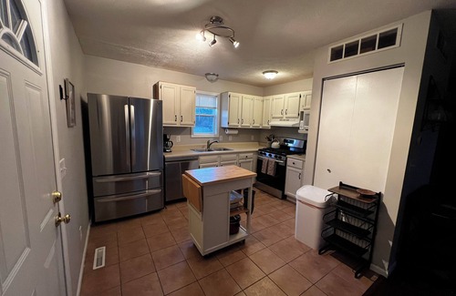 Lake Ann House | Location! Halfway between Traverse City and Glen Arbor/Empire/Lake Michigan!