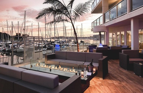 Marina del Rey Apartment | Location ! Harbor Views ! Luxury condo ! Chic Pied à Terre !
