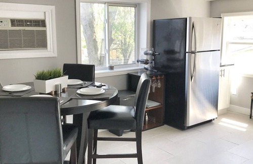 Walkerville House | LOCATION! Historic Olde Walkerville Gem 3BD/2BA