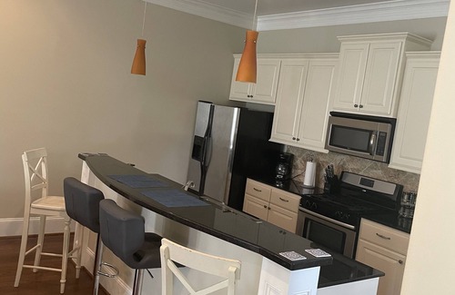 Houston House | Location in the Galleria area