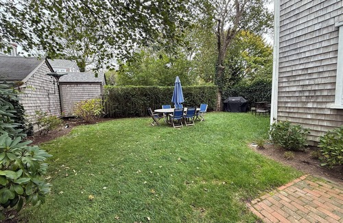 Nantucket Town House | Location! Location! Classic Nantucket 6-Bedroom Home Steps From Town!