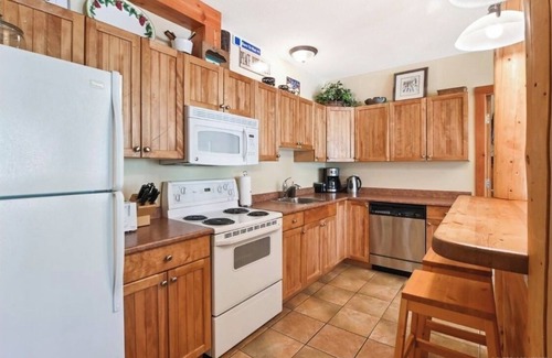Big White Ski Resort Condo | Location, location, location! 2 Bedroom, Private Hot Tub