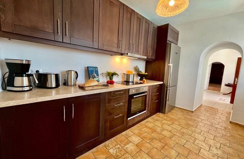 Imerovigli Villa | Location,Location,Location,PRIVATE POOL, CALDERA VIEWS to infinity; daily maid