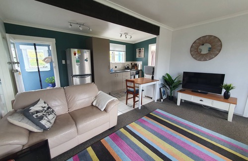 Mangakino Cottage | Location, location, location