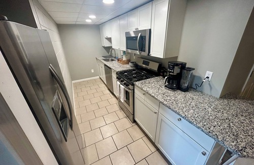 National Hills House | Location! Location! Location! Perfect for Master’s Week