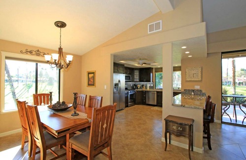 Palm Desert Condo | Location, Location, Spectacular Mountain & Golf Couse Views! Remodeled PD Condo