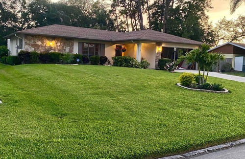 Sarasota House | Location Location! Two Minutes from Siesta Key Beach (#1 Beach in the U.S.)