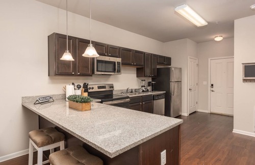 Starkville Condo | Location! Luxury! Location! The Peabody-135nSleeps 6 2-Bedrooms 2-Bath