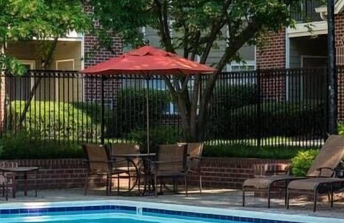 Herndon Apartment | Location | Luxury | Prime | Suburban | Boutique