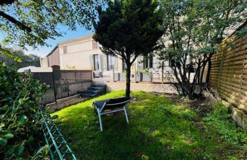 Mirambeau House | Location maison Mirambeau - 17150