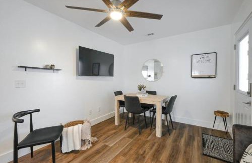 Hope Gardens House | Location Matters - Parking - Entertainment