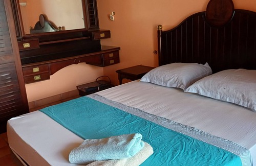 Tartane Hotel | Location Meryem Beau Studio Situé a la Presqu'île de la Caravelle Martinique