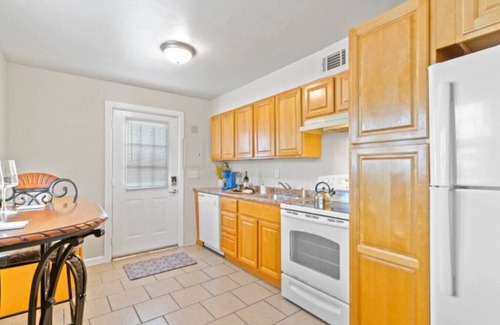 Morrisville House | LoCATION! Sesame Place/TCNJ/Princeton/New Hope