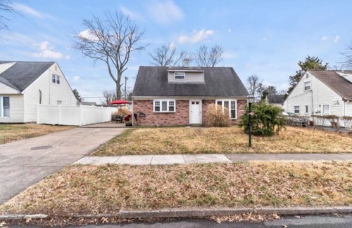 Morrisville House | LoCATION! Sesame Place/TCNJ/Princeton/New Hope