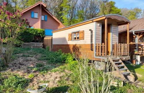 Waldighofen Ski Chalet | location type gîte, chambre d'hôte, meublé de tourisme dans joli petit chalet typique et ou jolie roulotte type bohème