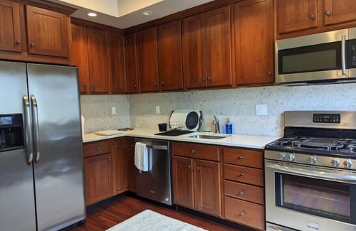 Mount Washington House | Location, view, comfort: Welcome to the Boma, 3b2bn