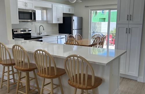 Fort Myers Beach House | Location! Welcome To Bare Feet Retreat. Steps From Times Square And The Beach