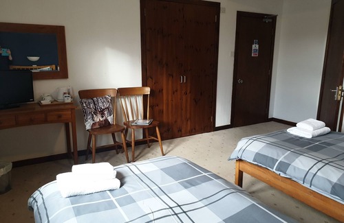 Lewis and Harris Hotel | Loch Erisort Hotel