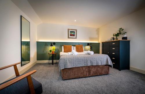 East Lewiston Hotel | Loch Ness Inn