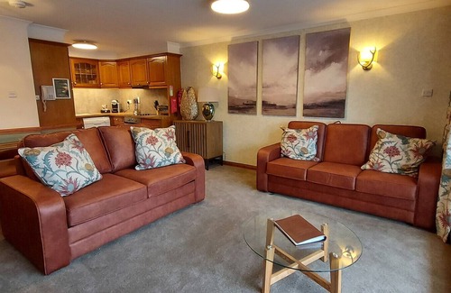 Kinloch Rannoch House | Loch Rannoch Highland Club, Otter Lodge 1