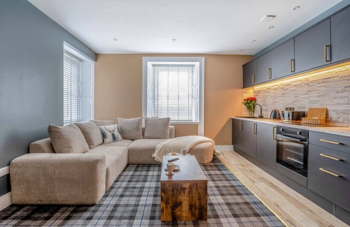 Tarbet Apartment | Loch View - Tarbet - One Bedroom Apartment, Sleeps 2